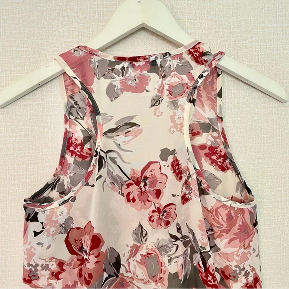 Love Squared Sleeveless Floral Semi Sheer Pullover Top Tank, Small GUC - Picture 5 of 6